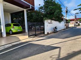 บุญเมืองน่าน, hostal o pensión en Nan