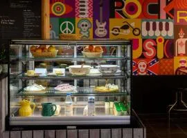 Greet Hotel Evreux Centre - Route de Normandie by Accor