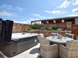 3 Bed in Tollerton 93898, hotel v destinaci Tollerton