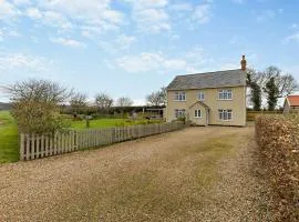 3 Bed in Winterton-on-Sea 46478