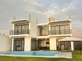 Casa Laguna