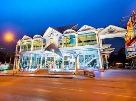 Nongkhai Tavilla Hotel and Convention Center, hotel a Ban Na Kai