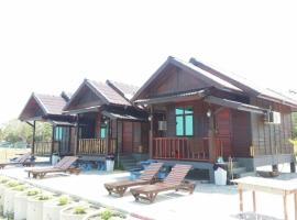 De Balqis Beach Resorts, hotel i Huma