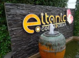 Eitanic Resort