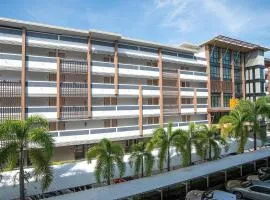 B2 Korat Night Market Boutique & Budget Hotel