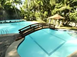 Villa Soledad Beach Resort