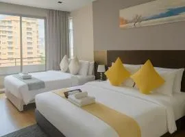 The Wooden Nest Warm Stay at Sukhumvit 8