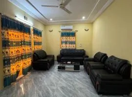 Poulmgo residence in Samandin