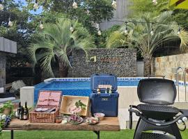 Bayhill Pool & Villa