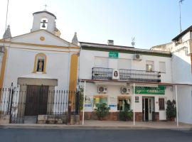 Hostal Via Del Caminante, guest house in Madrigalejo