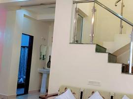 Vrundavan 2 BHK bungalow, hotel v destinaci Puné