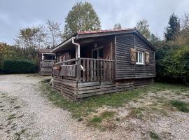 chalet montana 5_4 pers, hôtel à Roquefeuil