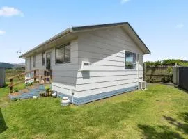 Restful on Rutherford - Waikanae Holiday Home