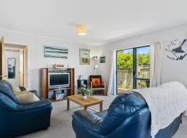 Restful on Rutherford - Waikanae Holiday Home