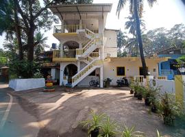 Riverside, The European Homestay 1 and 2! Luxury and Value in Goa's delightful location, hotel in Agarvado