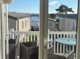 Sea La Vie, hotel v destinaci Lytchett Minster