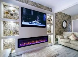 Pass the Keys Lovely 3-Bed Home in City Centre Lots Around