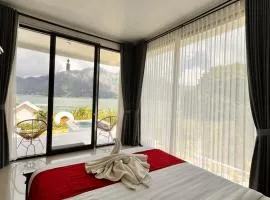 lake hill view