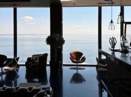 M1 Club Hotel, ξενοδοχείο στην Οδησσό