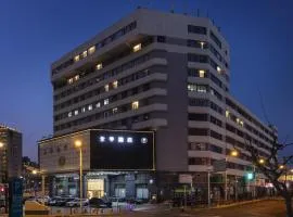 JI Hotel Shanghai Railway Station South Square