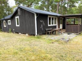 Holiday home within walking distance to beaches, hotel in Hellvi