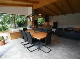 Apartmán Farma Byzhradec