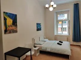 Zizkov Stay - Near City Center