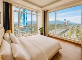 High Rise Presidential Suite in Elysium Opp Centaurus