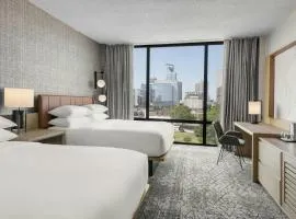 Sheraton Charlotte Hotel