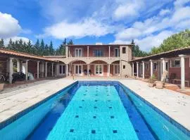 Amazing Home In Cazelles, Agel