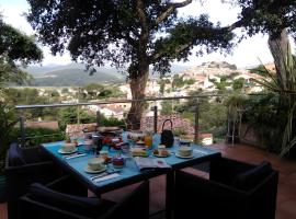Au Jardin Des Couleurs, hotel di Pierrefeu-du-Var