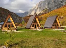 Wooden cottages KONAK