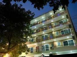 CORPORATE STAYS-Sector 43