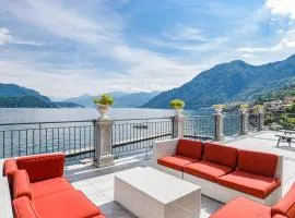Privat Pontoon boat villa