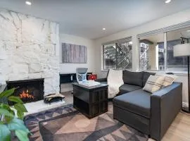 2BR Aspen Condo Close to Gondola Heated Pool