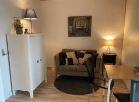 K12B 2 people, 2 bedrooms, fully furnished, khách sạn ở Klarup