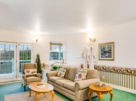 The Chattanooga at Judith Ann Inn