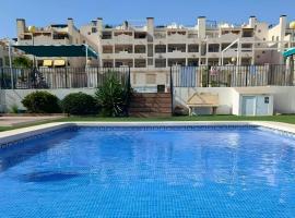 Sun golf and swimming pool the ideal villa for your holidays!, hotel in Vistabella