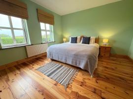 Wild Atlantic Haven, hotel in Ballyferriter