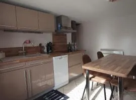 Maison cosy en pierre parking centre