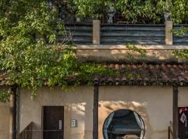 Yixian Lanzha Homestay