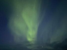 Álfheimar Hotel, готель у місті Борґарфіордюр-Ейстрі