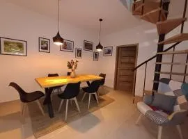 Chalúpka pod Hradom Lednica
