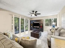 Pool View Beachwood Condo