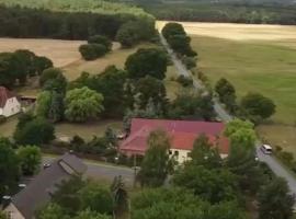 Gnaden -und Ferienhof Saale Wittgenstein、Schorstedtのホテル