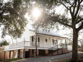 Little Noone, hotel in Jackson