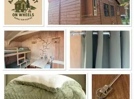 ArdennenHut on Wheels