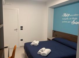 Home Sunset Camere & Jacuzzi a 200 m dal Mare, ξενοδοχείο σε Santa Maria del Cedro