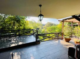 Waterkloof Heights Guest House, hotel in Pretoria