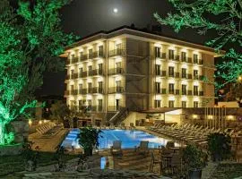 Elisa Hotel